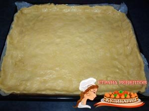 песочный пирог с клубникой